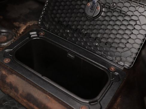 Used 2013 RAM 1500 Sport w/ Sport Premium Group image 32