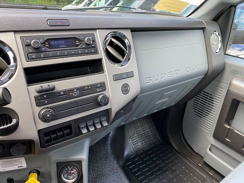 Used 2026 Ford F650 2WD Regular Cab Super Duty image 23