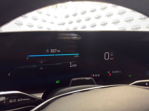 Used 2024 Cadillac Lyriq Sport image 35