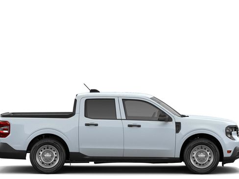 New 2026 Ford Maverick XL image 34