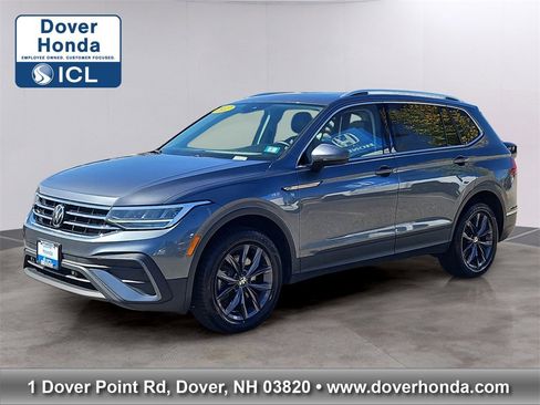 Used 2022 Volkswagen Tiguan SE w/ Panoramic Sunroof Package image 1
