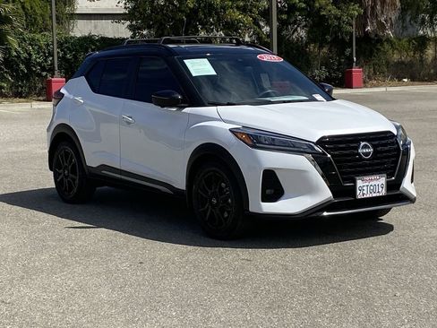 Used 2023 Nissan Kicks SR w/ SR Premium Package image 44