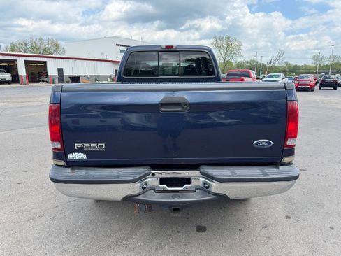 Used 2001 Ford F250 Lariat AWD/4WD image 4