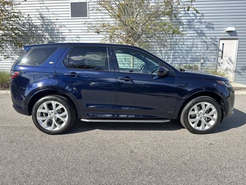 Used 2020 Land Rover Discovery Sport SE R-Dynamic image 5