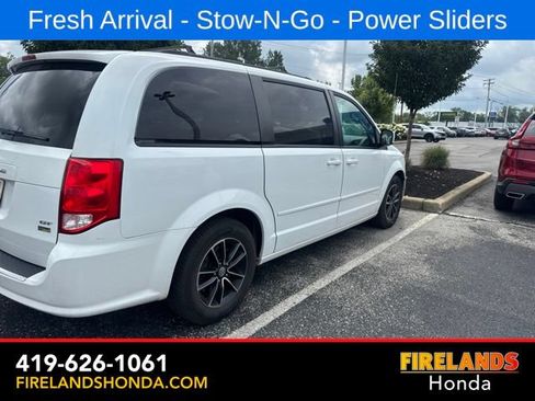 Used 2017 Dodge Grand Caravan GT FWD image 7