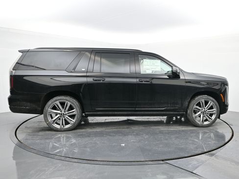 New 2026 Cadillac Escalade ESV Platinum Sport image 6