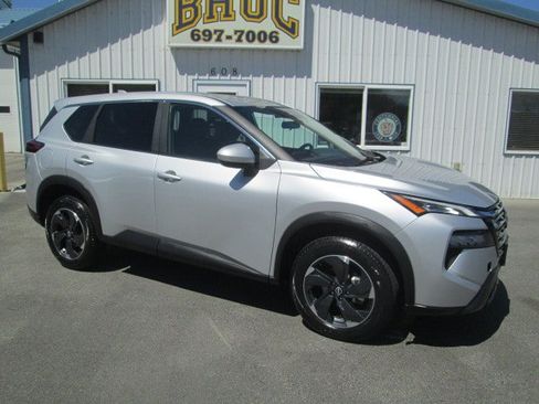 Used 2025 Nissan Rogue SV AWD/4WD image 1