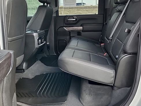 Used 2022 Chevrolet Silverado 2500 LTZ w/ LTZ Convenience Package AWD/4WD image 12