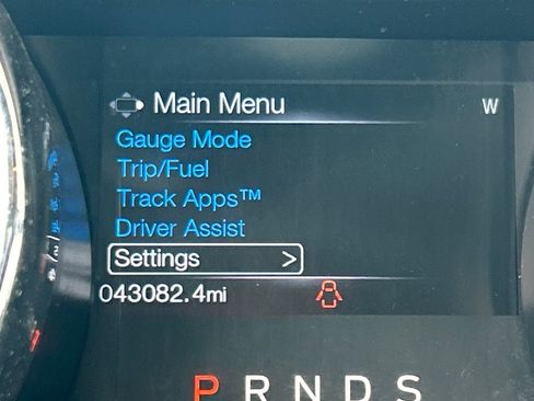 Used 2016 Ford Mustang Premium image 19