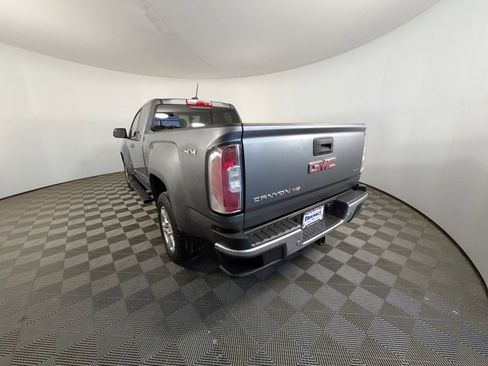 Used 2020 GMC Canyon SLE w/ Driver Alert Package image 9