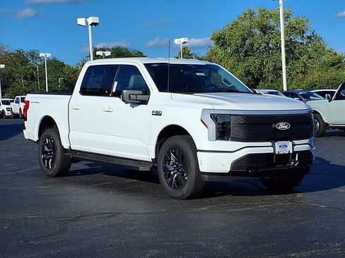 New 2025 Ford F150 Lightning Flash image 2