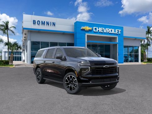New 2026 Chevrolet Suburban RST RWD image 2