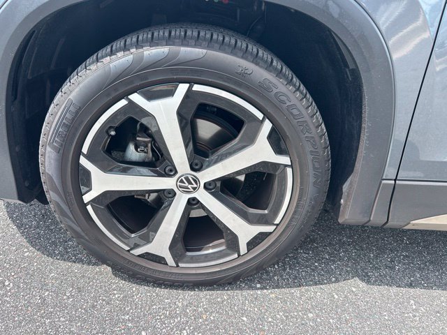 Certified 2026 Volkswagen Tiguan SE w/ Panoramic Sunroof Package FWD image 15