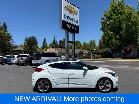 Used 2013 Hyundai Veloster w/ Style Pkg FWD image 1