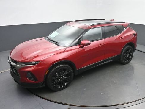 Used 2019 Chevrolet Blazer RS w/ Sun and Wheels Package AWD/4WD image 35