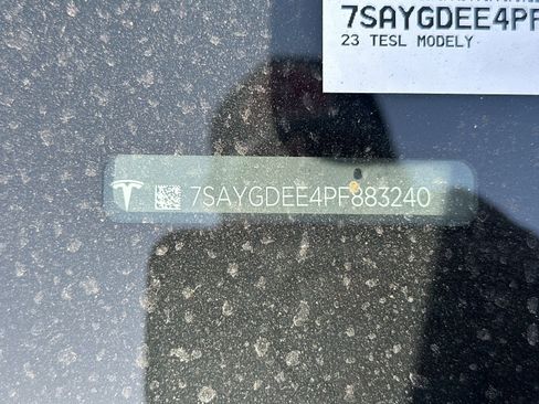 Used 2023 Tesla Model Y Long Range AWD/4WD image 4