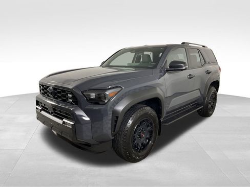 Used 2025 Toyota 4Runner TRD Off-Road Premium w/ Tow Technology Package image 3