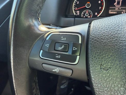 Used 2016 Volkswagen Tiguan S FWD image 20