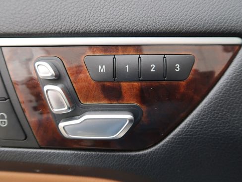 Used 2014 Mercedes-Benz E 350 Cabriolet image 21