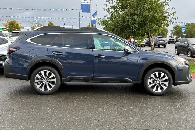 New 2025 Subaru Outback Touring AWD/4WD image 3