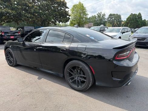 Used 2020 Dodge Charger R/T w/ Plus Group RWD image 5