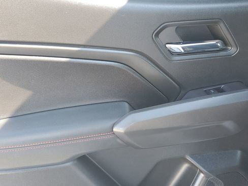 Used 2023 Chevrolet Colorado Z71 w/ Z71 Convenience Package 2 image 43