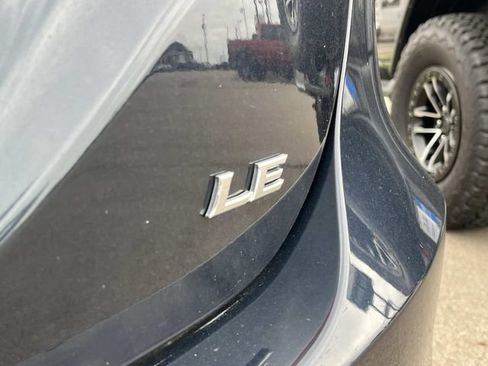 Used 2021 Toyota Camry LE FWD image 8