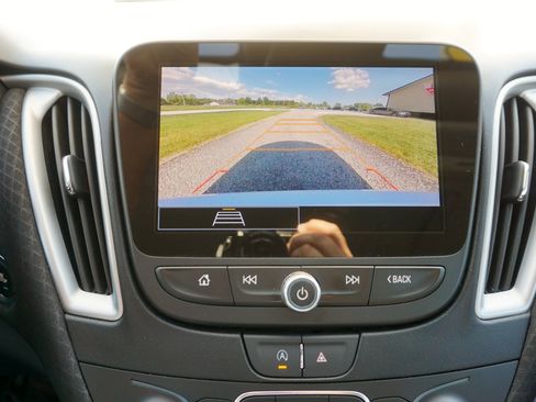 Used 2024 Chevrolet Malibu LT image 13