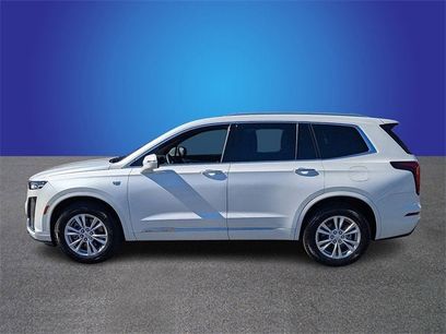 New 2025 Cadillac XT6 Luxury