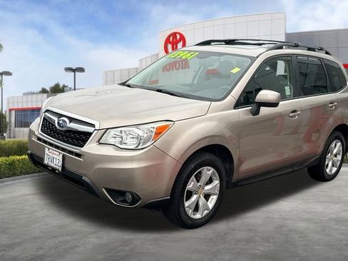 Used 2016 Subaru Forester 2.5i Premium image 2