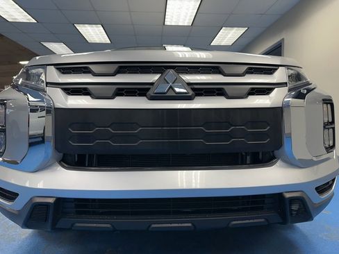 Used 2025 Mitsubishi Outlander Sport AWD image 12