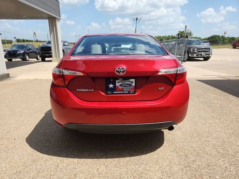 Used 2016 Toyota Corolla LE FWD image 7