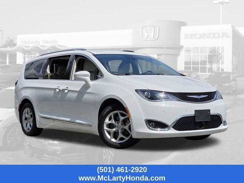 Used 2019 Chrysler Pacifica Touring-L Plus w/ Advanced Safetytec Group FWD image 21