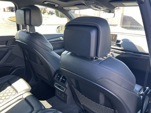 Used 2020 Audi SQ5 Premium Plus AWD/4WD image 22