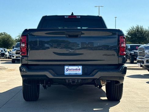 New 2026 RAM 1500 Express AWD/4WD image 7