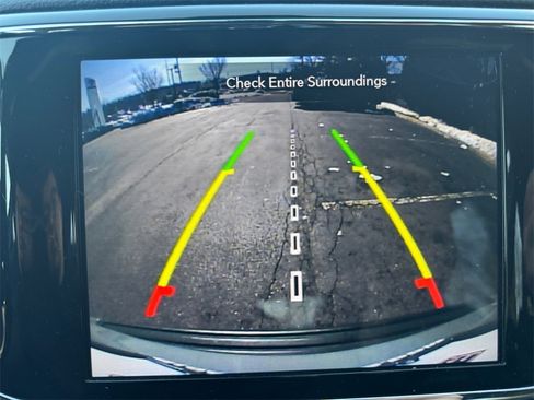 Used 2020 Jeep Grand Cherokee Altitude image 25