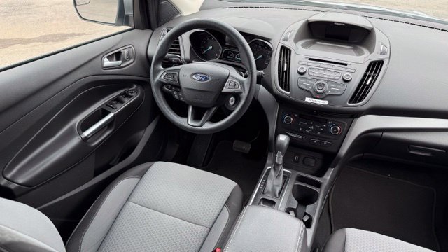Used 2017 Ford Escape SE AWD/4WD image 25