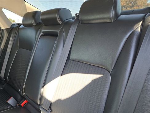 Used 2024 Honda Civic Touring image 9