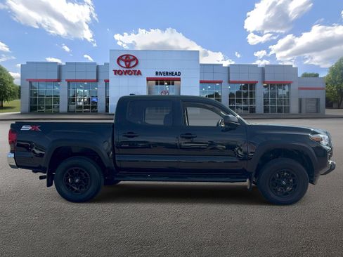 Certified 2023 Toyota Tacoma SR5 w/ SX Package image 3