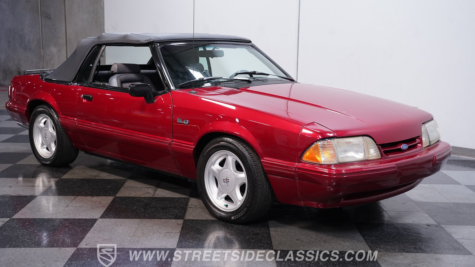 Used 1993 Ford Mustang LX RWD image 14