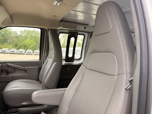 New 2025 Chevrolet Express 2500 w/ Driver Convenience Package RWD image 15