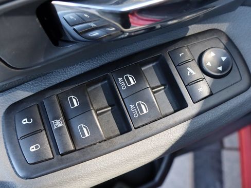Used 2015 RAM 2500 Big Horn AWD/4WD image 27