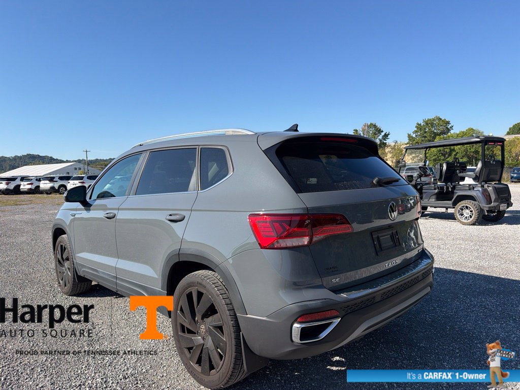 Used 2024 Volkswagen Taos SE AWD/4WD image 3