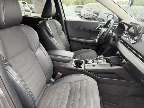 Used 2024 Mitsubishi Outlander SE AWD/4WD image 14