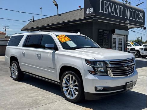 Used 2019 Chevrolet Suburban Premier w/ Premier Plus Edition AWD/4WD image 1