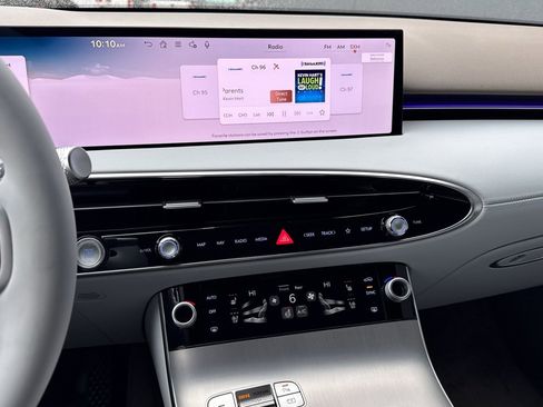 New 2026 Genesis GV70 2.5T Advanced image 6