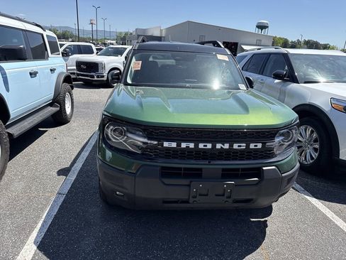 Used 2025 Ford Bronco Sport Outer Banks w/ Outer Banks Tech Package+ image 4