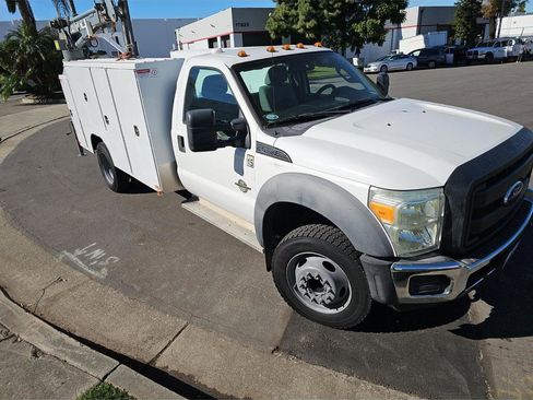 Used 2011 Ford F450 XL w/ XL Value Pkg image 2