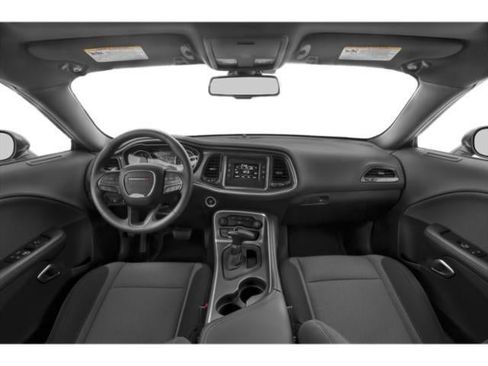 Used 2018 Dodge Challenger R/T w/ Driver Convenience Group RWD image 8