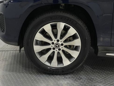 Used 2017 Mercedes-Benz GLS 450 4MATIC image 39